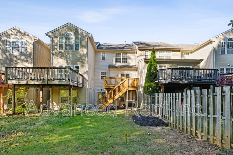 Abingdon Townhome: 368 Foreland Garth