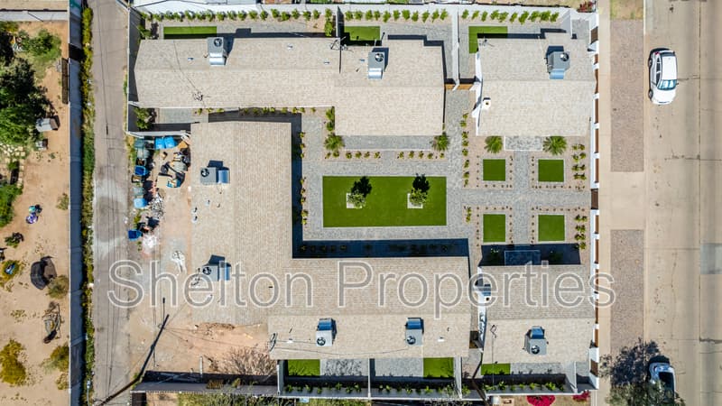 Phoenix House: 614 N 10th Ave Unit A