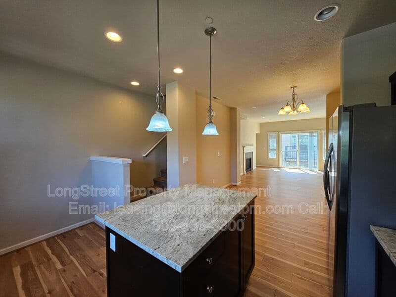 Portland Townhome: 14976 NW Orchid St