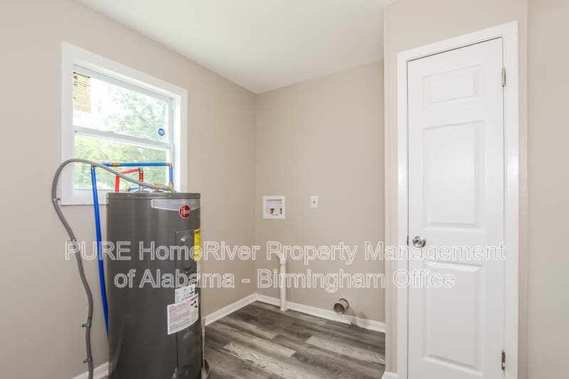 Birmingham House: 208 22nd St. Sw