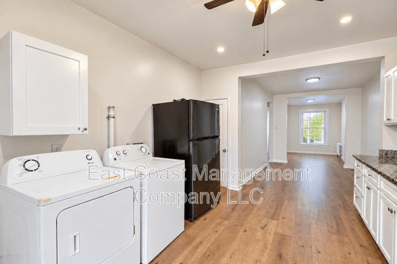 Baltimore House: 2620 E Preston St