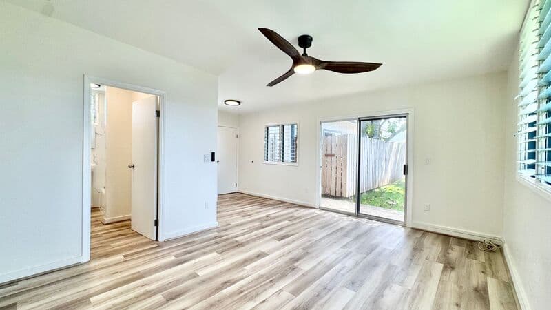 Kailua House: 421 C Olomana Street