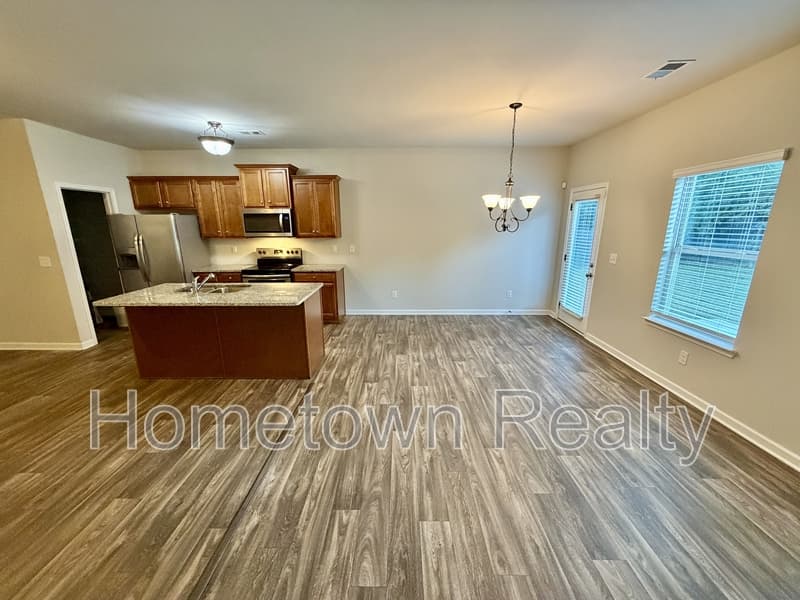 McDonough House: 785 Galveston Way