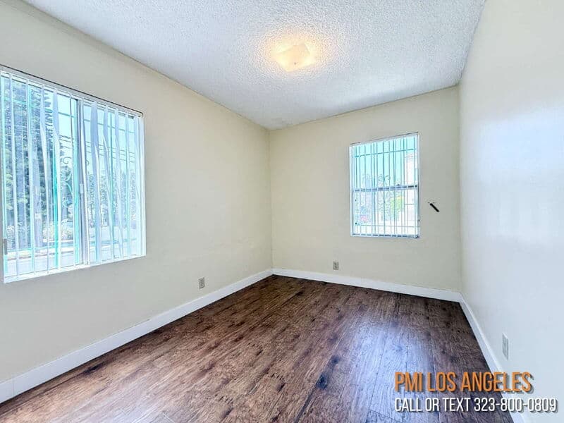 Los Angeles Condo: 1497 West 29th Street