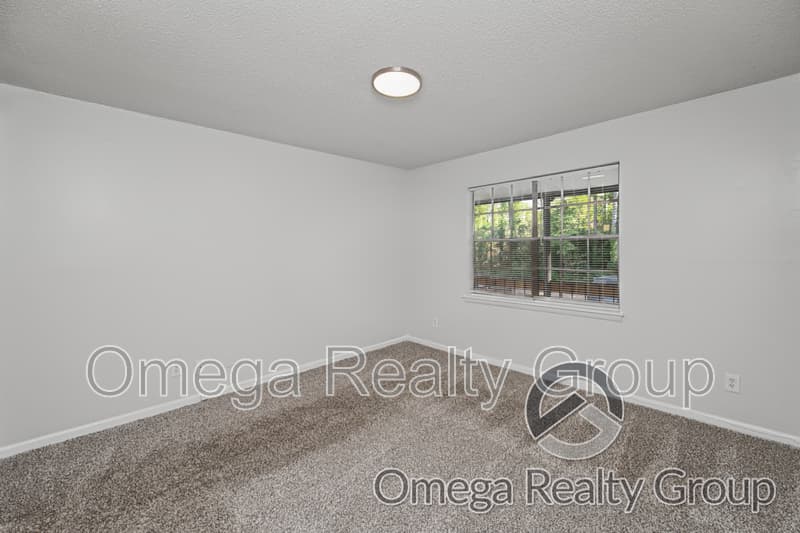 Hoover Apartment: 3311 Woodley Ct