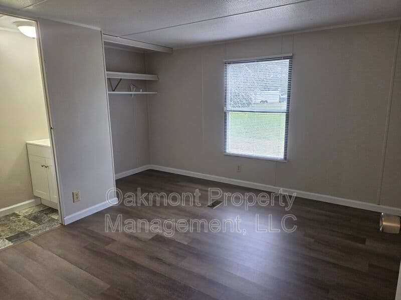 Fayetteville House: 134 Joy Drive