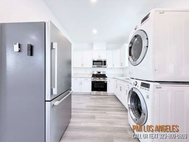 los angeles Condo: 2252 East 103rd Street