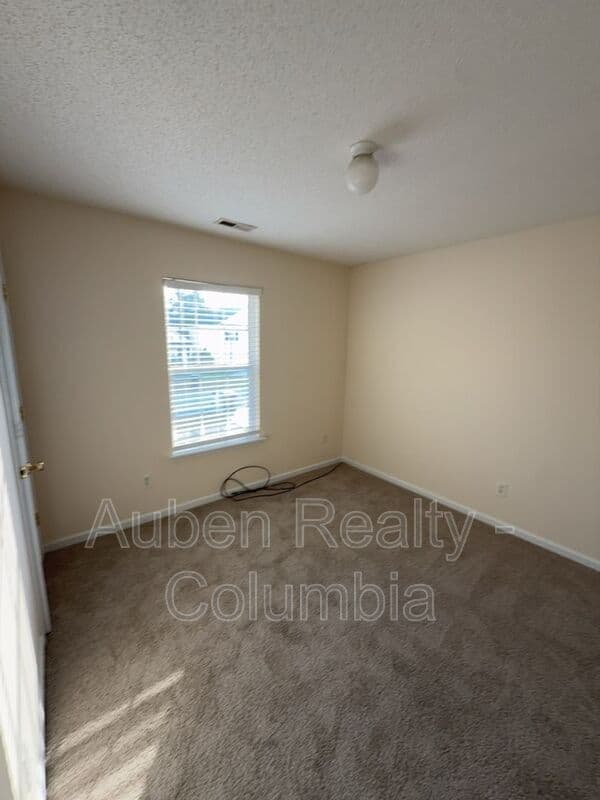 Lexington House: 420 Cape Jasmine Way