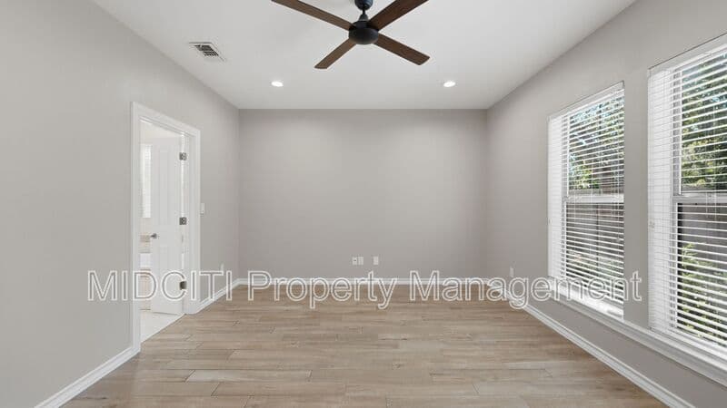 New Braunfels Townhome: 1275 Old FM 306