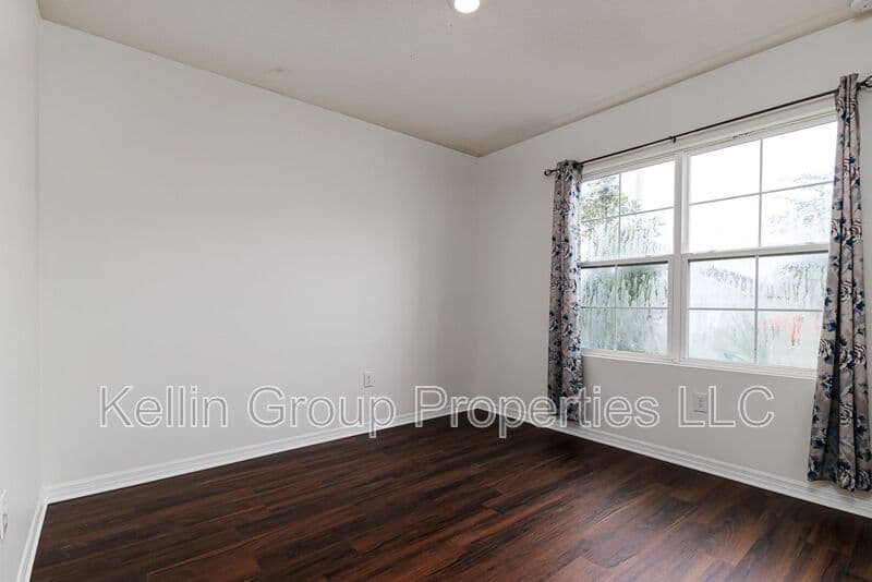 Haines City House: 972 Serchio St