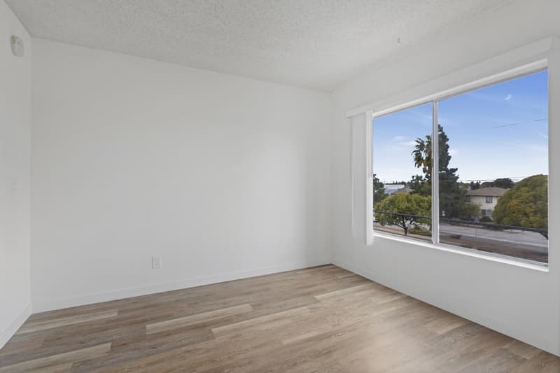 Los Angeles Condo: 12500 Culver Boulevard - 314