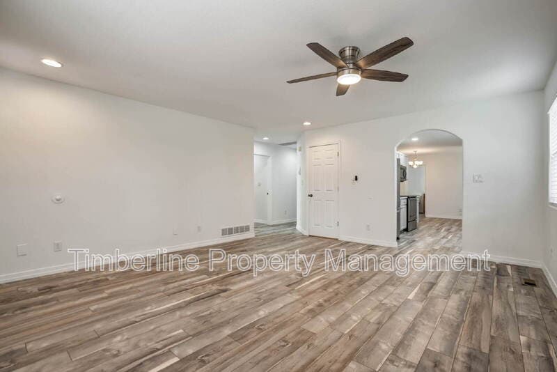 Monument House: 339 Fourth Street