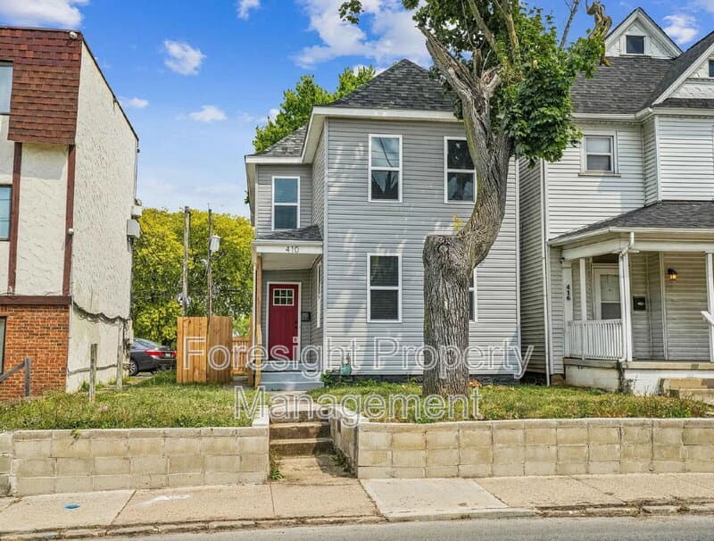 Columbus House: 410 South Central Avenue