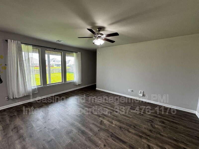Youngsville House: 202 Rue Cordorcet