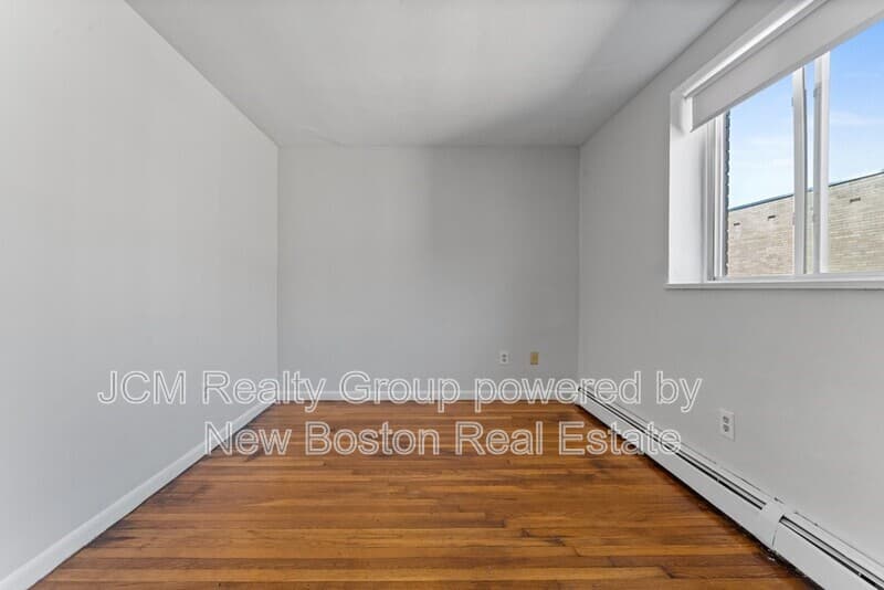 Boston: Mattapan Condo: 580 Cummins Highway