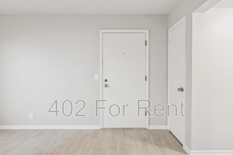 Omaha Condo: 8005 South 48th Avenue - 2