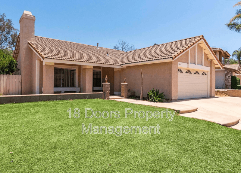 San Diego House: 11485 Spitfire Road