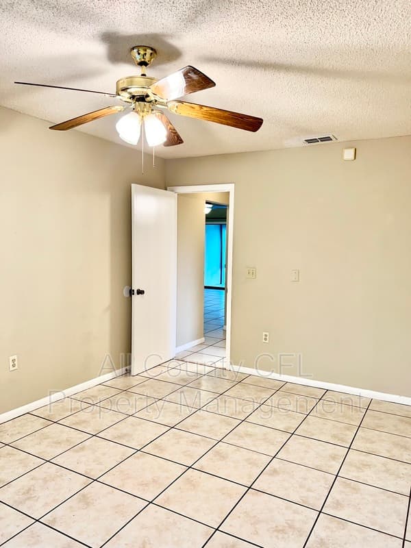 Orlando Condo: 3012 S Semoran Blvd