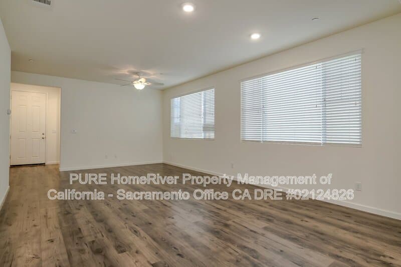 Rancho Cordova House: 3238 Nathrop Way
