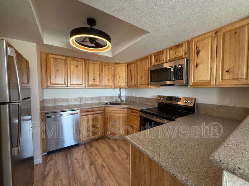Bullhead City Condo: 1611 Highway 95
