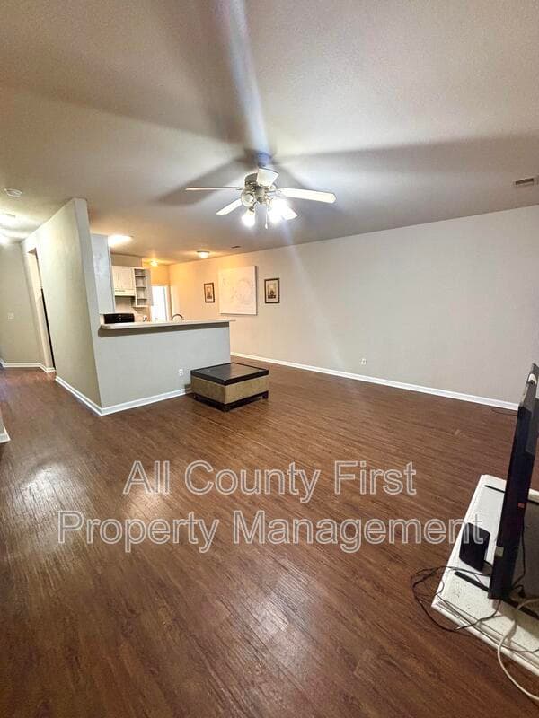 Unit 1
College Park House: 2829 Windsor Forrest Ct