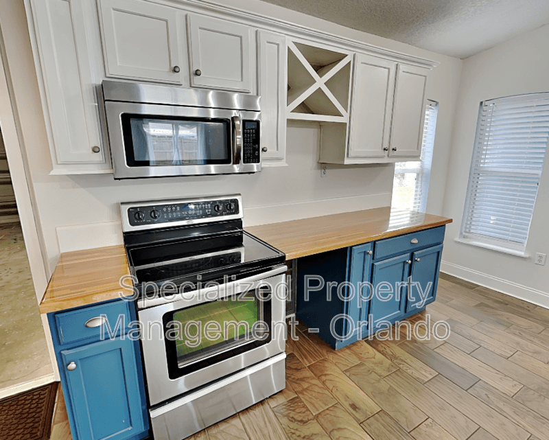 Orlando House: 3512 Stonefield Dr