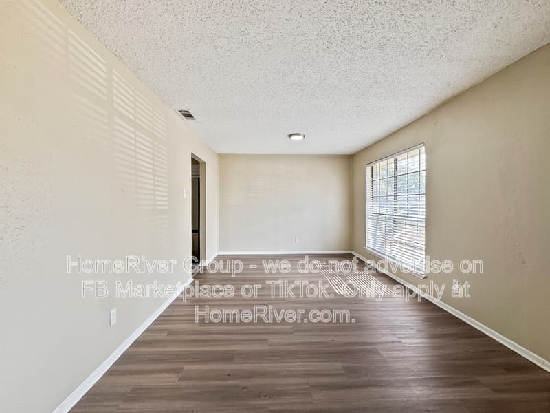 Garland House: 1317 Westpark Dr