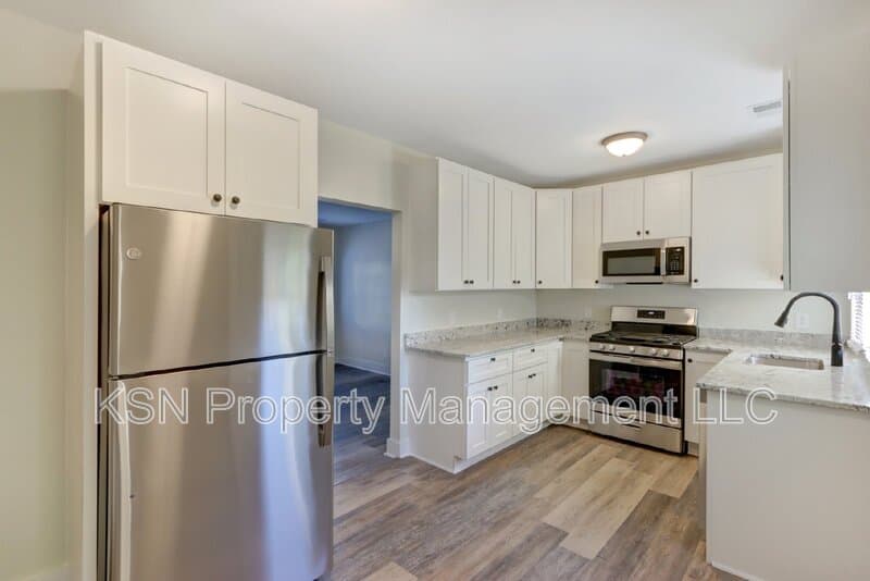 Savannah Condo: 543 East Harris Street