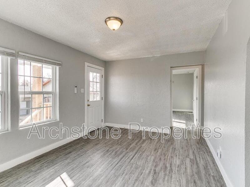 Oklahoma City Townhome: 1231 North Grand Boulevard