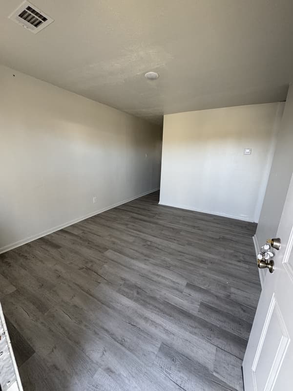 Columbus Condo: 1700 Martin Luther King Jr Blvd - 6