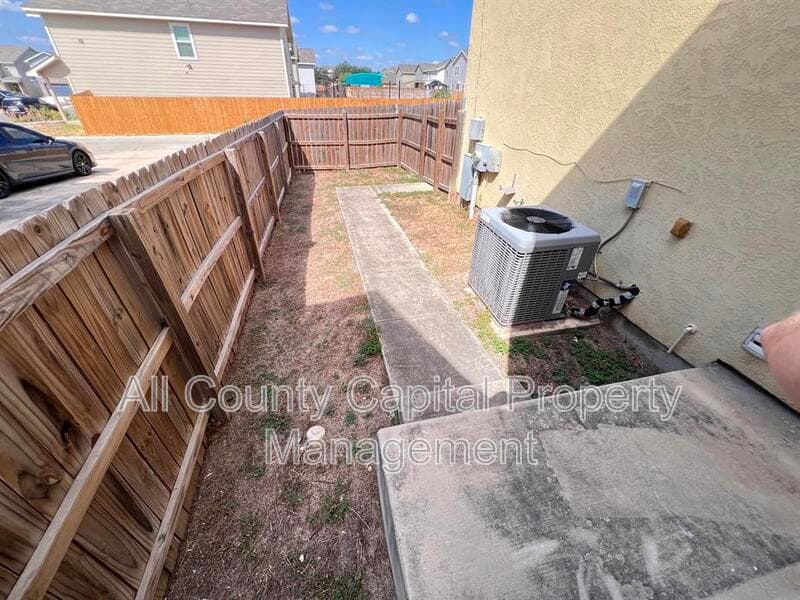 San Antonio Condo: 10523 Hunters Pond