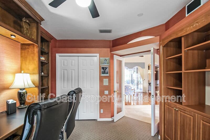 Nokomis House: 2107 Calusa Lakes Blvd