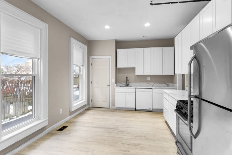 Syracuse Condo: 905 Ackerman Avenue - 1