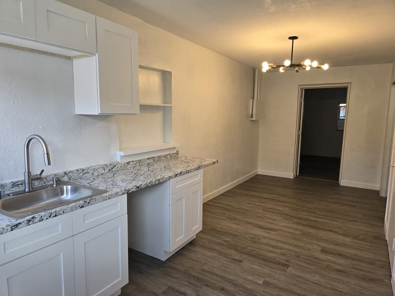 Largo Condo: 1624 Coral Way, Unit B