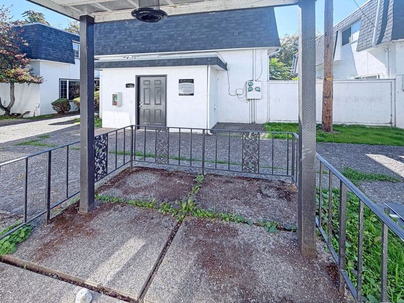 Eugene House: 1109-A West 6th Avenue