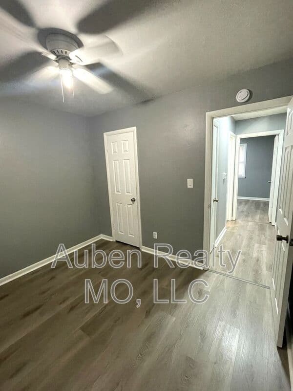 Kansas City Condo: 3143 Puckett Rd