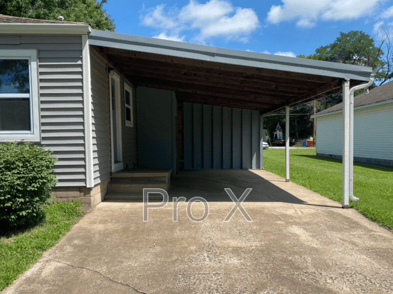 Pittsburg House: 902 N Grand St