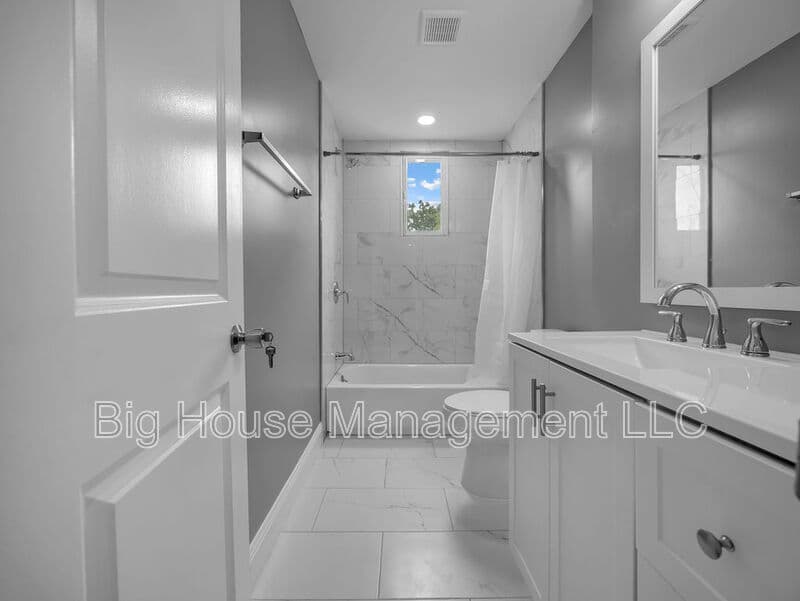 Baltimore Condo: 4806 Liberty Heights Ave
