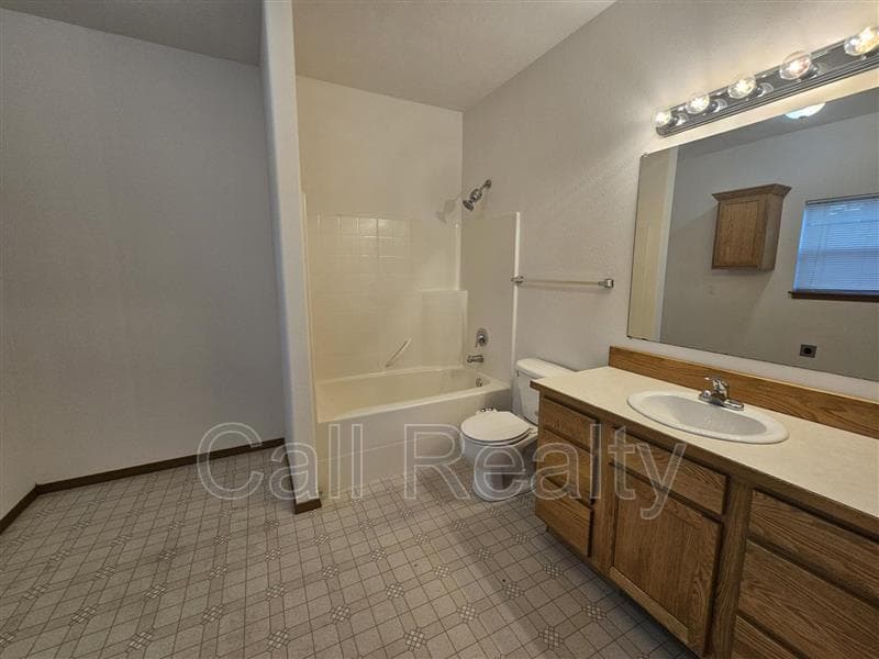 Airway Heights Condo: 823 S Russell St