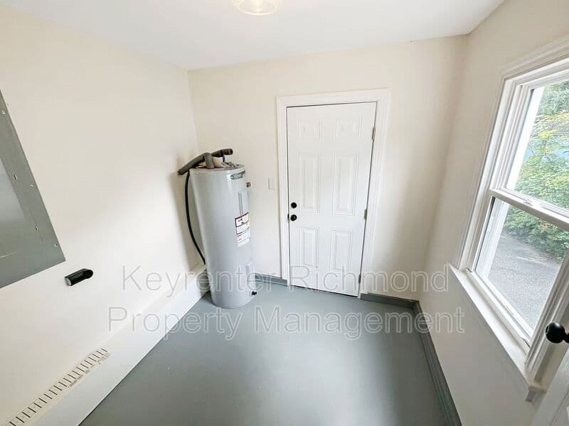 Henrico House: 7409 Landsworth Avenue