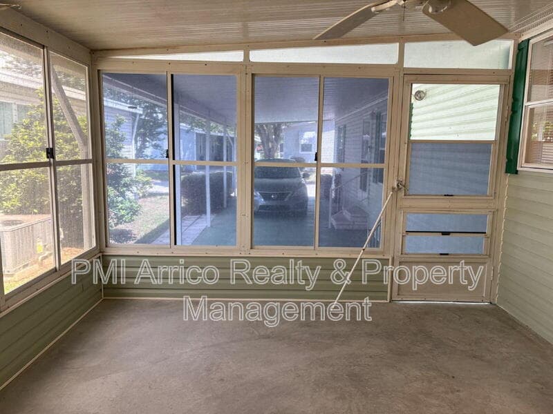 Valrico House: 3515 Zephyr Ln