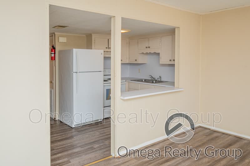 Jasper Condo: 1507 7th Ave