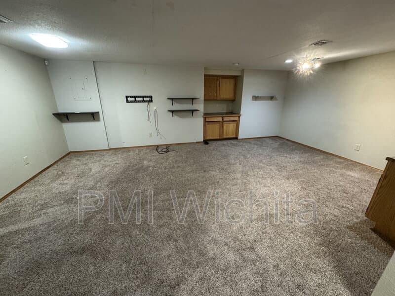 Wichita House: 10012 West 20th Street North