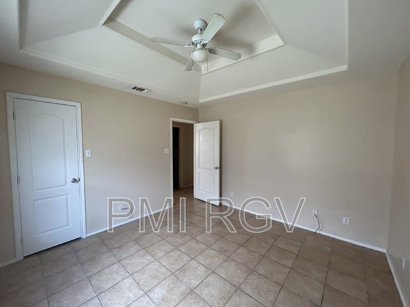 Pharr Condo: 1803 W Douglas St