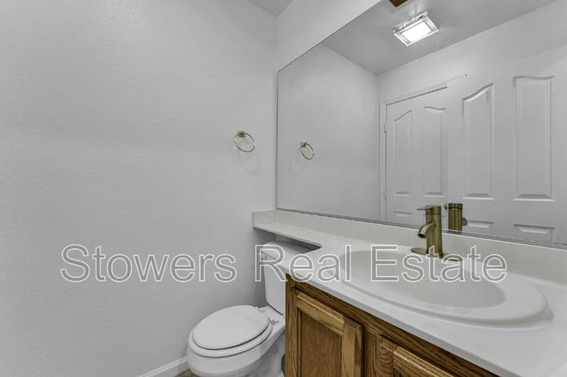 Danville House: 309 Camino Arroyo