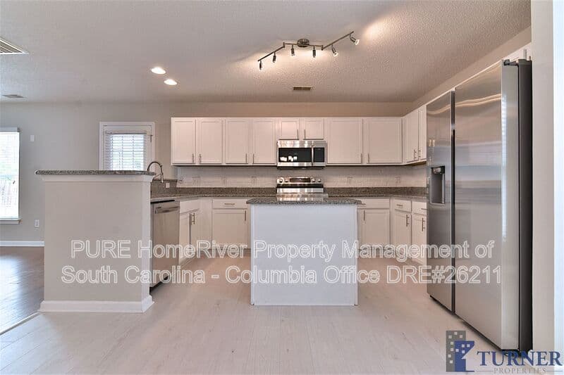 Chapin House: 125 Baltic Ct