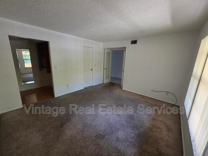 Tampa House: 4981 Puritan Circle