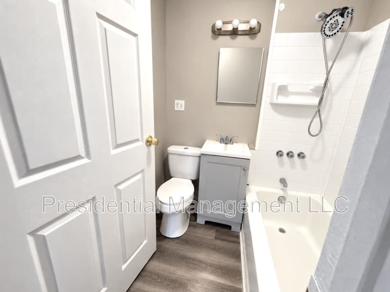 Hartford Condo: 258 Lawrence St