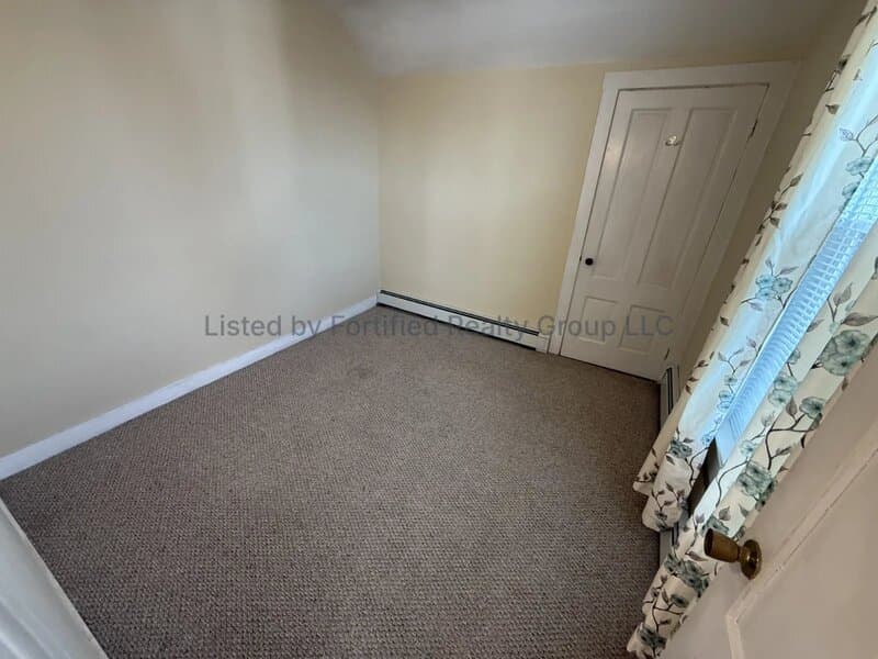 Fall River Condo: 575 Mount Hope Ave