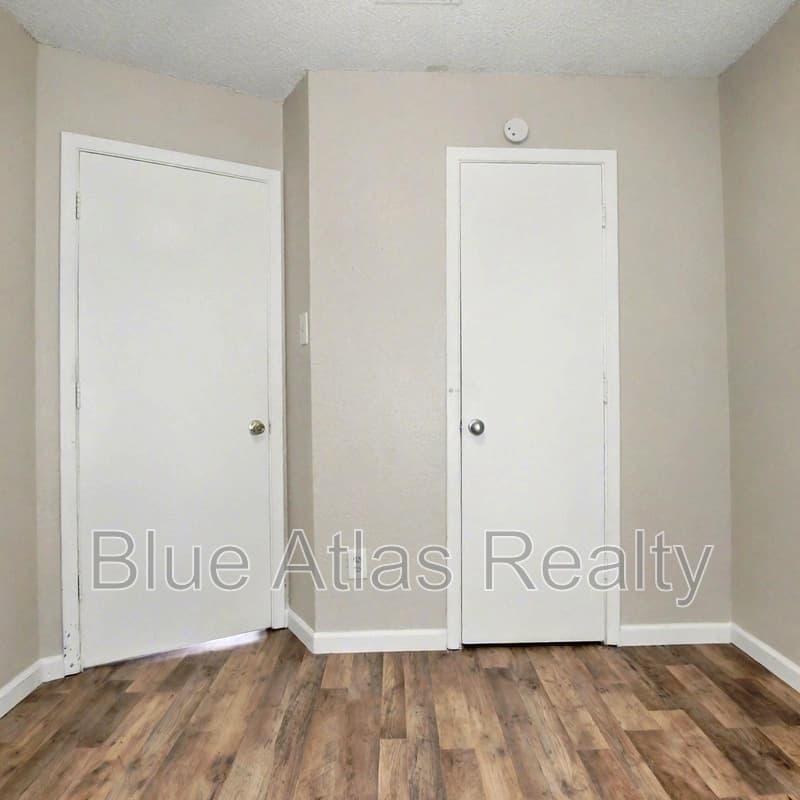 Fort Worth House: 5519 Wellesley Avenue - 1